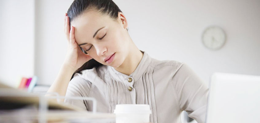 Девушка спит