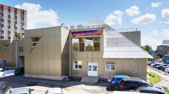 Медицинский центр. Вход