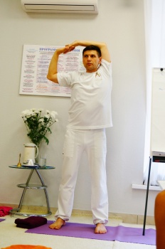 Тренинг «Йога-терапия для спины. Протрузии и грыжи»