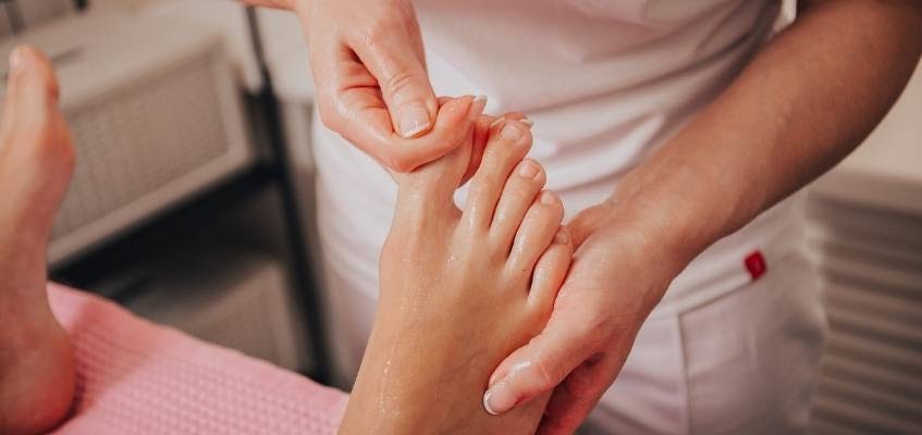 Фото работы с пальцами ноги