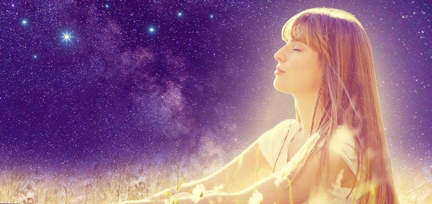 Космос и девушка