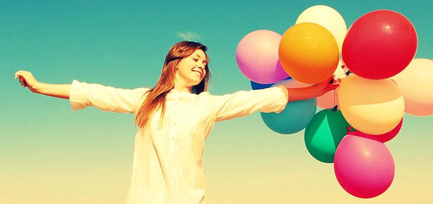 Девушка с воздушными шарами